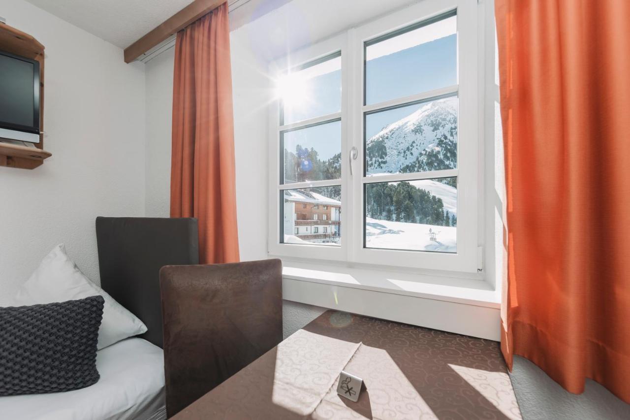 Berghotel-Gasthof Gstrein Vent Exterior photo
