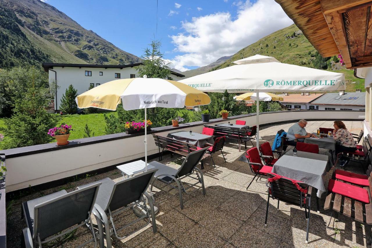 Berghotel-Gasthof Gstrein Vent Exterior photo