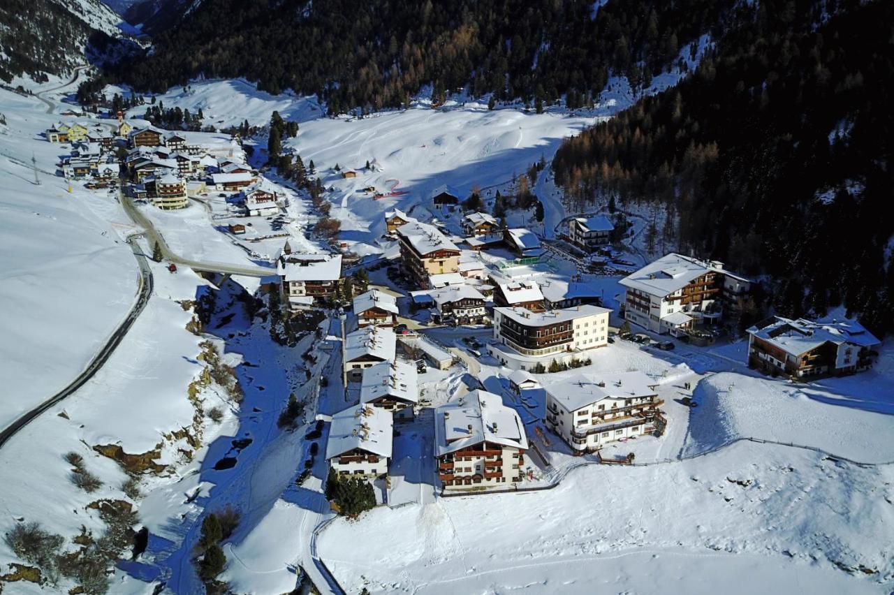 Berghotel-Gasthof Gstrein Vent Exterior photo